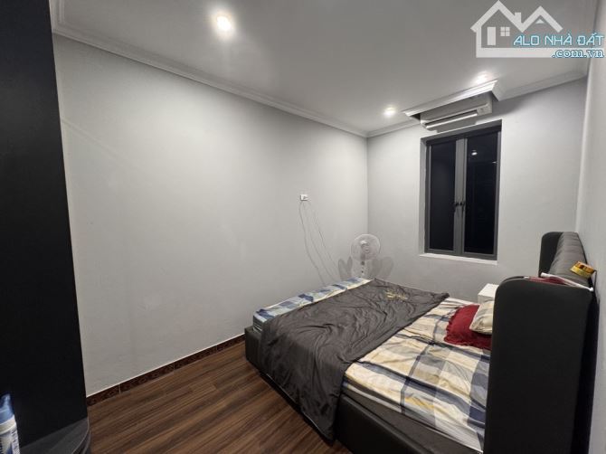 Bán nhà phố Chu Huy Mân, 83m2- 3 tầng- mt7.5m- 10 tỷ hơn, gần Nguyễn Văn Linh - 5