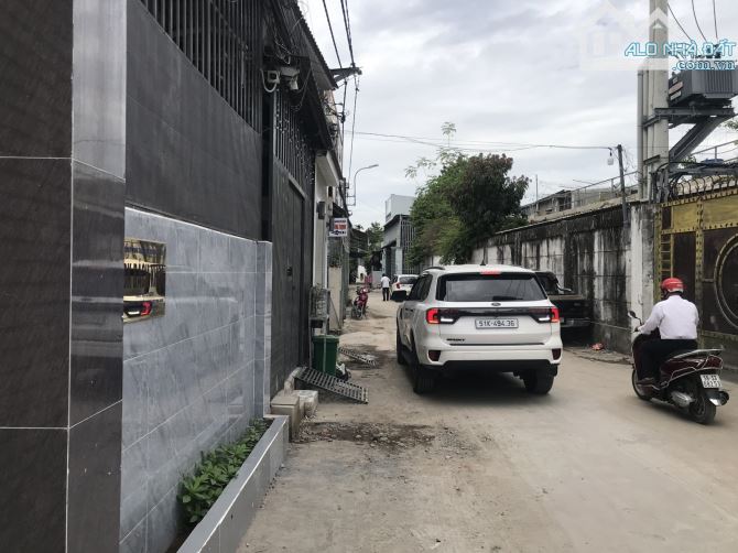Lô góc 2 mặt tiền - Hiệp Bình Chánh TĐ - 175m2 - ngang 8.6 nở hậu chỉ 10 tỷ thương lượng - 1