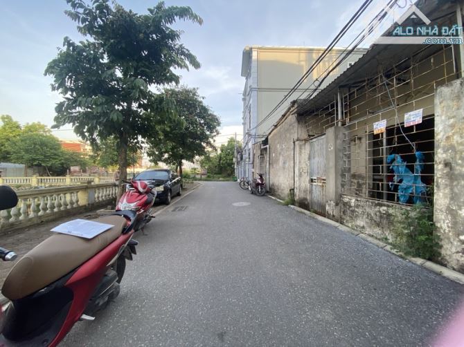 B.AN ĐẤT VÂN NỘI DIỆN TÍCH 40M.MT 4M6.GIÁ 2TY7 - 1