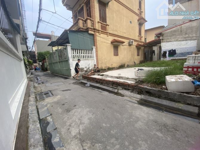 -ĐẸP NHƯ THẾ NÀY ANH KHÔNG MUA ??? -THÌ ANH MUA CÁI GÌ  LÔ GÓC 60m mt 5m HẬU DƯỠNG KIM CHU - 1