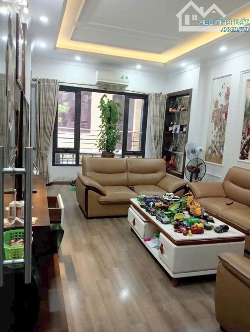 BÁN NHÀ TRƯƠNG ĐỊNH LÔ GÓC - 38m2/4TẦNG – 7 TỶ (Có TL) - 1