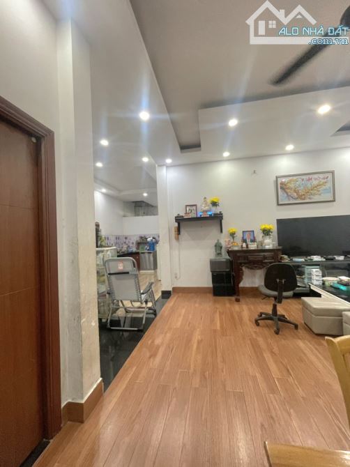 BÁN ĐẸP SÁT TÂ.N HÒA ĐÔNG - NGÃ TƯ 4 XÃ - ÔTÔ VÀO NGỦ - NH ( 8X21M ) - 1
