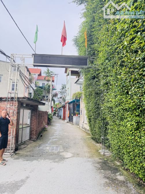 🏡 BÁN BIỆT THỰ 3 TẦNG -DƯƠNG XÁ GIA LÂM - CĂN GÓC 2 MT-  VIEW HỒ THOÁNG MÁT CHỈ 7,9 TỶ - 1