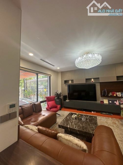 Bán biệt thự , Nam Viên , Phú Mỹ Hưng , Quận 7, 126m2,4 Tầng Chỉ Hơn 40 Tỷ - 12