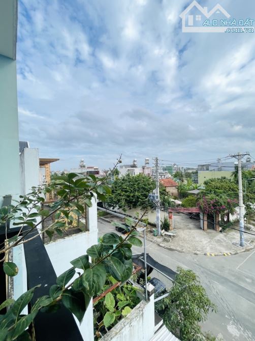 NGỘP BANK Nhà 3 tầng KHU PHÂN LÔ đường ĐẠI HẢI 3 xã XTT H. HÓC MÔN dt 90m2(5x18) Đường 12m - 12