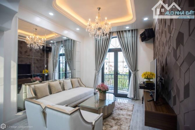 NẮM CHÍNH CHỦ BÁN NHÀ 5 TẦNG MẶT TIỀN ĐƯỜNG 30 THÁNG 4 - 20