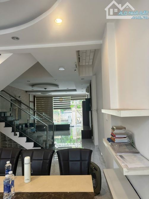 Bán Gấp Nhà Phố 1 Hầm 4 Tầng 100m2(5x20) Ngay Nguyễn Quý Đức,An Phú,Q2 Giá 31,5 Tỷ - 2