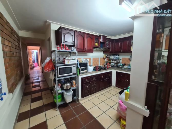 🔥 GIẢM SỐC HƠN 6 TỶ! NHÀ 3 MẶT HẺM THÀNH THÁI Q10 - 122M² NỞ HẬU - CHỈ 17 TỶ! 🔥 - 2