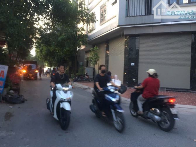 BÁN ĐẤT DỊCH VỤ DƯƠNG NỘI – GẦN SIÊU THỊ AEON HÀ ĐÔNG – KINH DOANH CỰC ĐỈNH – GIÁ 13,5 TỶ - 2