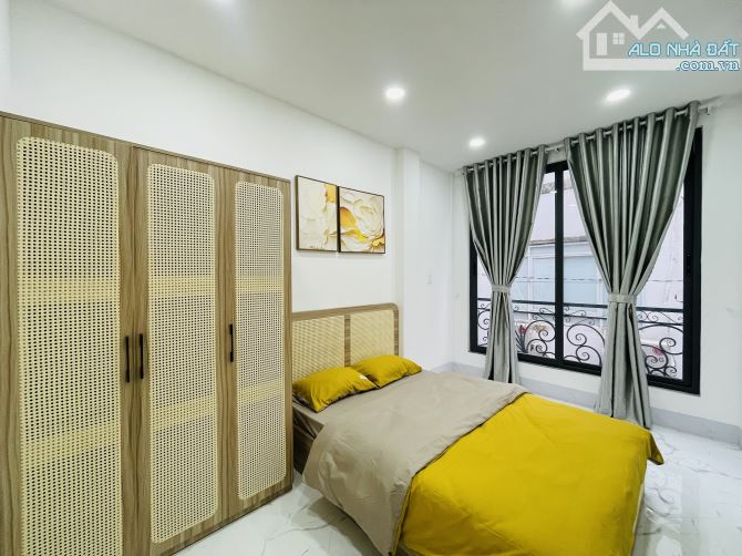 Bán nhà khu phân lô Quận 1- 4 Tầng Mới- Sổ hồng riêng hoàn công đủ- Chỉ 4 tỷ x - 2