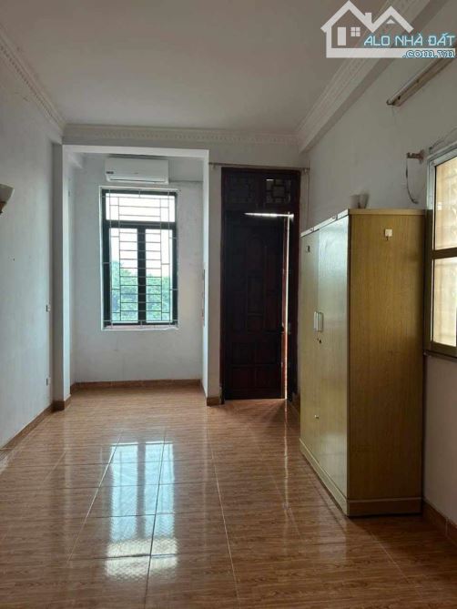 BÁN NHÀ NGÔ QUYỀN – 35M² x 5 TẦNG – Ô TÔ ĐỖ CỬA - 2