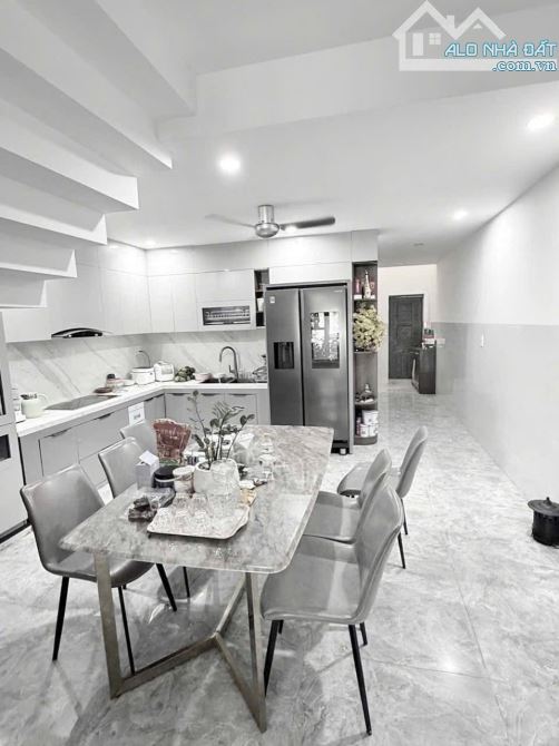 Bán nhà 3 tầng đường Nguyễn Hiến Lê-NTP- Hoà Xuân - 2