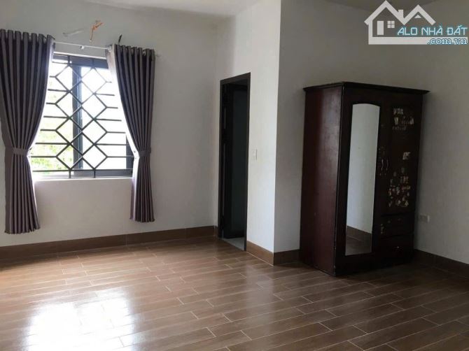 BÁN NHÀ ĐỐI DIỆN CÔNG VIÊN - ĐƯỜNG  NGUYỄN VĂN HƯỞNG, TP BÀ RỊA ( PHƯỜNG TAM LONG, TP HCM - 2