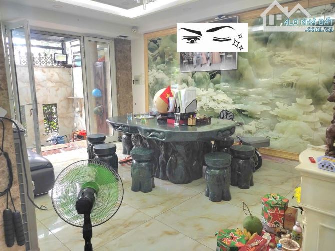 BÁN BIỆT THỰ 4 TẦNG P. TÂN PHONG, QUẬN 7, 7M x 18M, 28 TỶ - 2