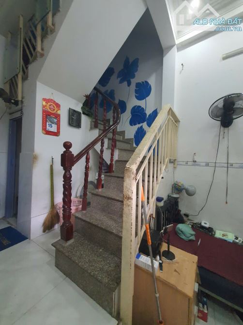 Nhà CMT8, Gần Ngã Tư Bảy Hiền Tân Bình, 35m2, 3Tầng Kiên cố, Sổ Nở Hậu Tài Lộc. Chỉ 4.7Tỷ - 2