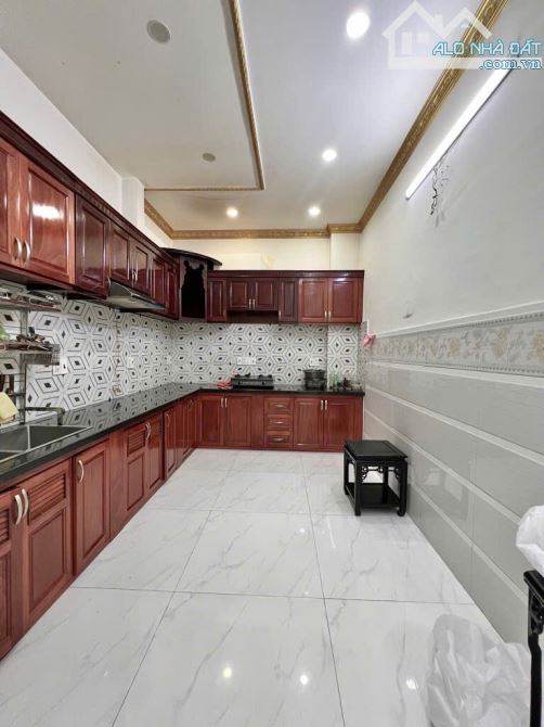 * Nguyễn nhữ lãm. Đường bàn cờ 10m, khu sầm uất, 90 m2, 4,2x20, nở hậu, 10.x tỏi. - 2