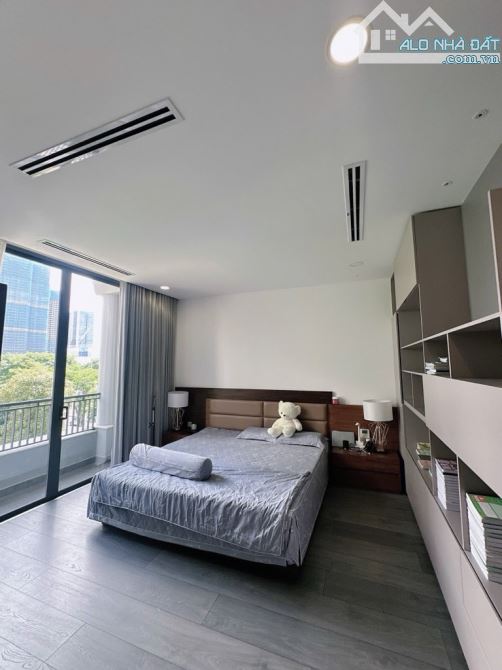 Bán biệt thự , Nam Viên , Phú Mỹ Hưng , Quận 7, 126m2,4 Tầng Chỉ Hơn 40 Tỷ - 2