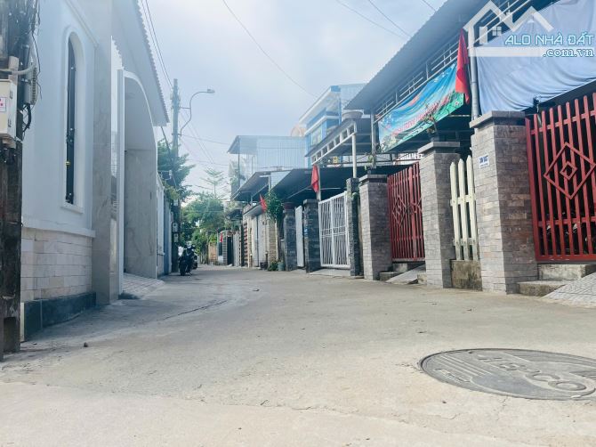 ✅ 𝐁Á𝐍 ĐẤ𝐓 HÙNG VƯƠNG – TP HUẾ- VỊ TRÍ ĐẮC ĐỊA ✅  📐 Diện tích: ~100 m² 🚗 Kiệt rộng: 5 - 2