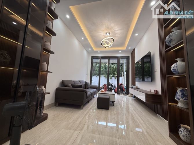 Bán Nhà ĐẸP phân Lô Phố Bạch Mai ,HBT, dt 45m2 x6 tầng ,thang máy ,ô tô dùng đổ ngày đêm - 2