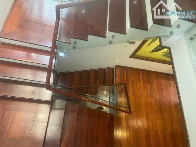 BÁN NHÀ PHÂN LÔ HOÀNG QUỐC VIỆT, ÔTÔ TRÁNH, VỈA HÈ, KINH DOANH ĐỈNH, DT 75M² GIÁ 31 TỶ - 2