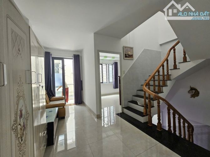 🏡 BÁN NHÀ MỚI ĐẸP HẺM Ô TÔ GẦN MẶT TIỀN BÌNH GIÃ, P8,  TRỆT 1 LẦU 1 TUM – FUL NỘI THẤT - 2