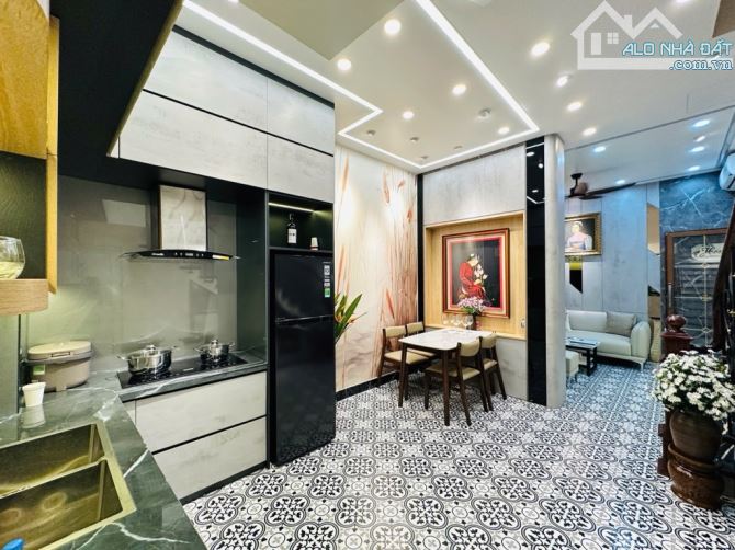 Bán nhà Khương Đình thiết kế đẳng cấp nội thất sang xịn 5 tầng mới đẹp 43m giá 8.95 tỷ ,ti - 2