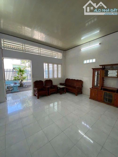 Nợ nần nên bán nhà c4 ở Tân Thông Hội Củ Chi 5x20 ( 102m2 ) 695 TRIỆU Sổ hồng riêng - 2