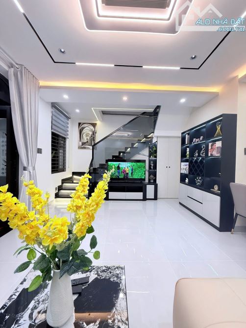2 tầng kiệt Nguyễn Phước Nguyên Full Nội Thất - cách đường chính 50m - 2
