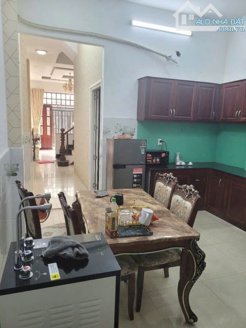 THƠM - 3 TẦNG - 70M2( 4 X 17.5 ) - HẺM TRƯỚC NHÀ 4M - GẦN MẶT TIỀN QUANG TRUNG - CHỈ 5.5 T - 2