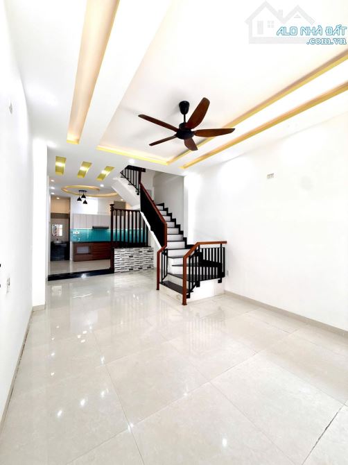 3 tầng kiệt Hoàng Diệu - đầy đủ công năng cách đường chính 50m - 2