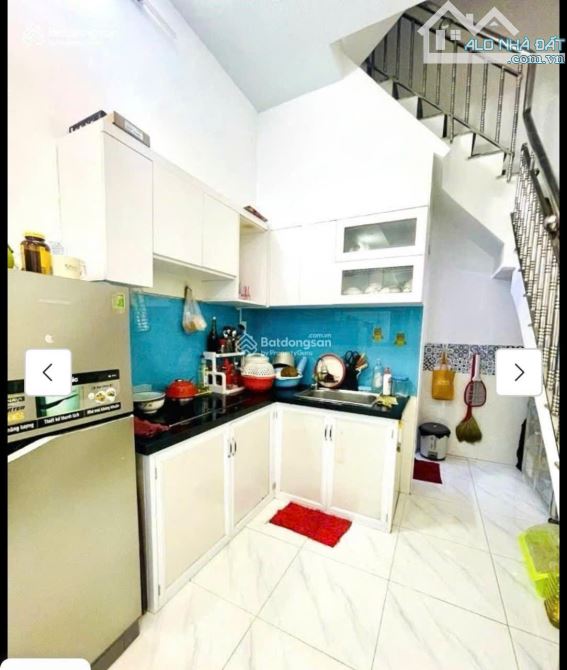 Gía chỉ 3.15 tỷ Bán nhà 3 lầu, hẻm 1/ lý tuệ, quận tân phú, dt 3 x 9m, 2pn 3tolet - 2