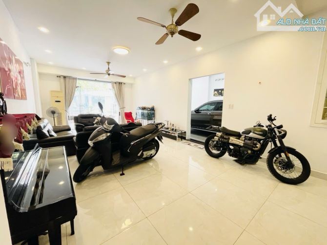 Q7 BIỆT THỰ NAM LONG TRẦN TRỌNG CUNG 8x24M 4 TẦNG ĐƯỜNG RỘNG THOÁNG KHU CỰC VIP 2xT - 2