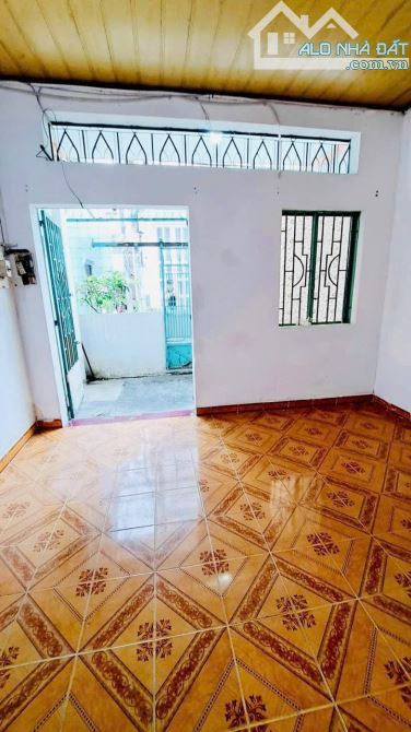 Bán Nhà Sát CVPMQT- Q12- 40M2(4 x10 )- Cấp 4- HXH- Chỉ 3,25 Tỷ. - 2