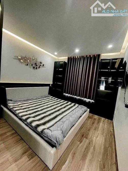 Khu vực Xuân La, Xuân Đỉnh , 36m2 nhỉnh 8 tỷ, ô tô đỗ, sát mặt phố, full nội thất , hiếm - 2