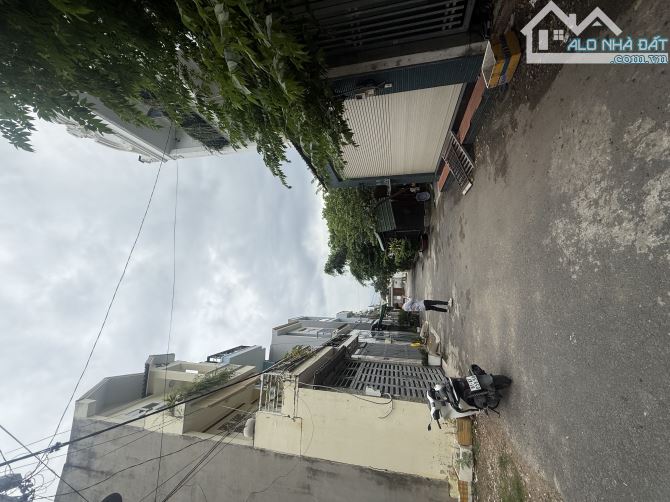 Bank định giá 7ty bán hơn 5 tỷ. 5x16 4 tầng. Khu phân lô 7m. Chợ cầu đồng - 2