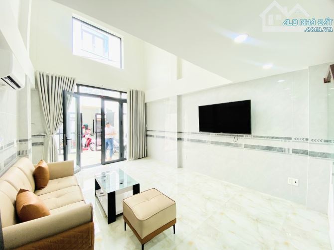 BÁN NHÀ MẶT TIỀN P.1 TRUNG TÂM GÒ VẤP - 50M2- 5 TẦNG MỚI ĐẸP - Ở HAY CHO THUÊ  TỐT- CHỈ 5. - 2