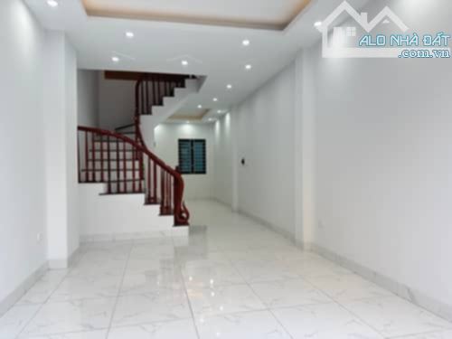 Nhà đẹp  Đại Tự - Kim Chung- Hoài Đức DT 39 m2 x  4 tầng, mt 3.5 m  Giá 5.35 Tỷ - 2
