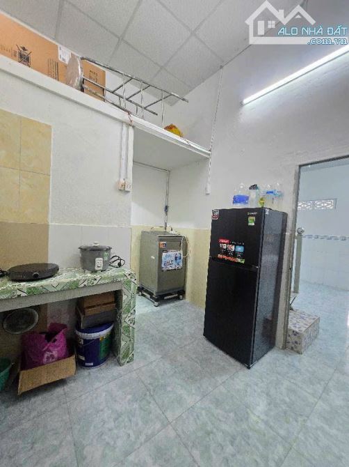 NHÀ NGAY CHỢ ĐẦU MỐI Tỉnh lộ 43, 2,2 tỷ, 44m2, 2PN, 1WC, giá siêu hời - 2