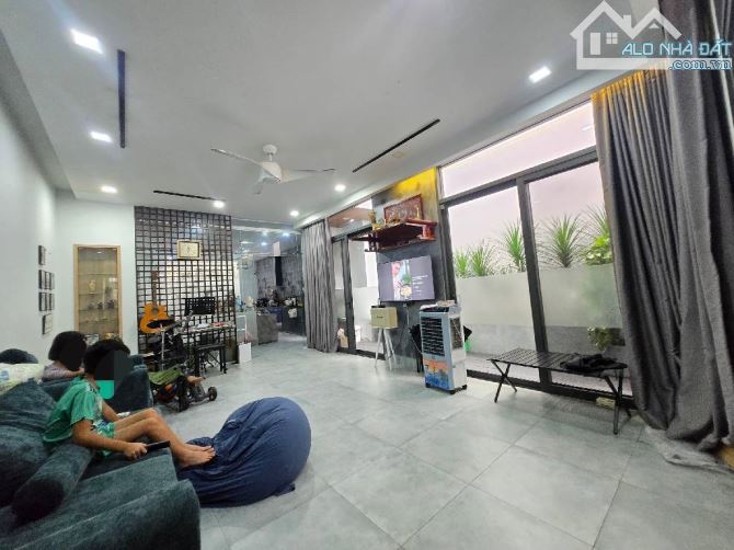 NHÀ SIÊU PHẨM, ĐƯỜNG NHỰA 10m KHU GIGAMAL, DÒNG TIỀN 33tr/th, 6X26 CHỈ 17,5 TỶ. - 2