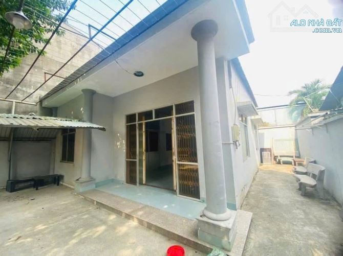 Bác Xuân Tuổi Già Bán Nhà Sổ Riêng 10x21 Về Ở Với Con Cái Giá Chuẩn 1ty150 VNĐ - 2