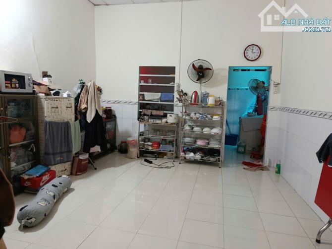 Nhà NỞ HẬU 80M2 đường Trần Văn Đang gấp bán, Quận 3 cách mặt tiền Hoàng Sa 10m - 2
