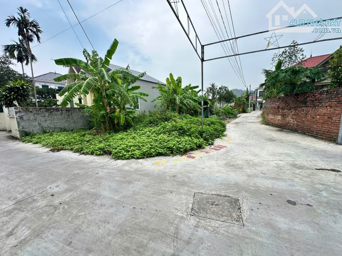 BÁN LÔ GÓC SIÊU HIẾM 120M2 TRONG CHỢ TIÊN HỘI- AN TIẾN- AL ĐƯỜNG RỘNG , GIÁ CHỈ 1,75 TỶ - 2