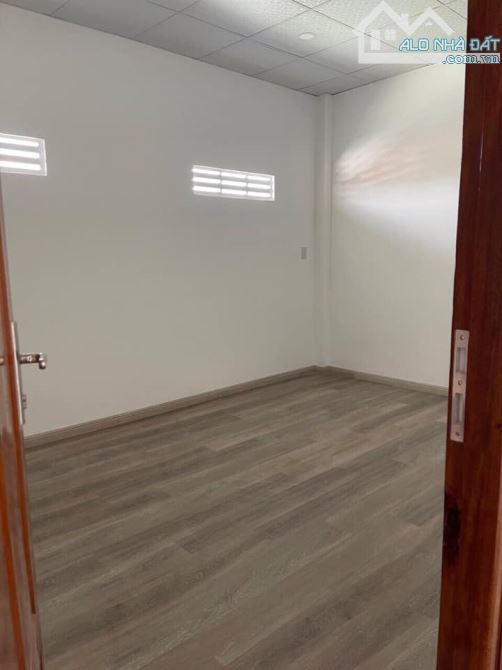 Bán gấp căn 108m2 ở Tân Thạnh Đông giá 730 triệu sổ hồng riêng - 2
