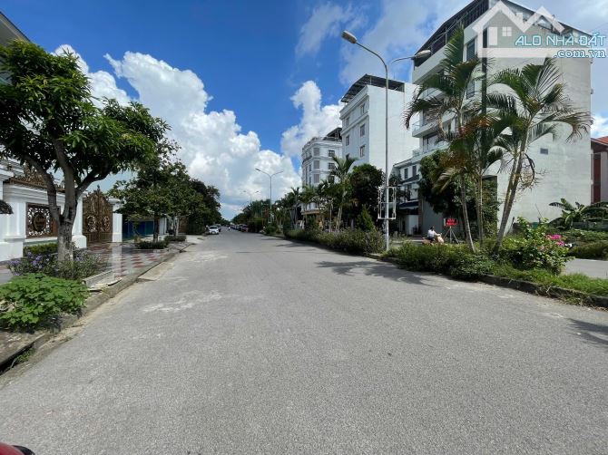 Hàng độc nhất 60m2 mặt đường đôi lô 16-17 Lê Hồng Phong - Đông Bắc - 6,6 tỷ thoả thuận - 2