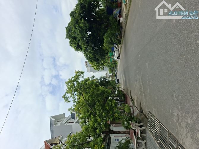 Bán đất biệt thự lô 16 Lê Hồng Phong - DT 126m - Mt 7m - Hướng Đông Nam giá bán 120 triệu/ - 2