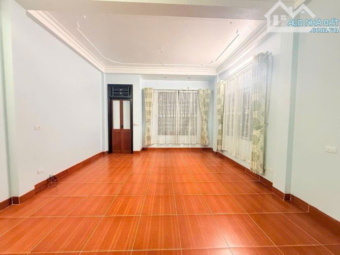 NHÀ XUÂN ĐỈNH - 60M 5 TẦNG MỚI ĐẸP - GẦN PHỐ - TIỆN ÍCH HÀNG NGÀN 
SỔ ĐỎ NỞ HẬU - 2