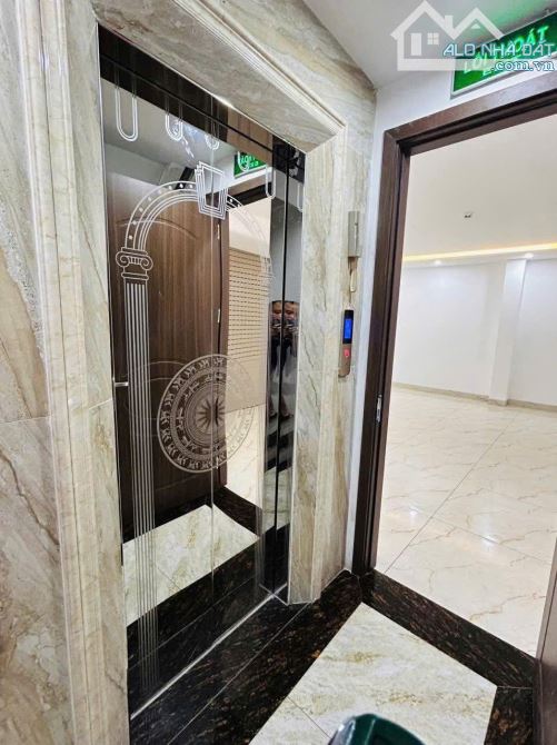 Bán tòa 7 tầng thang máy Vip nhất phố Nguyễn Chí Thanh - ô tô đỗ cửa - 50m - 23,5 Tỷ - 2
