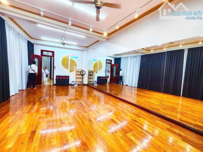 BÁN NHÀ PHỐ TRẦN QUỐC VƯỢNG – 100M– 5 TẦNG– 6M MẶT TIỀN– 29 TỶ - MẶT NGÕ THÔNG- VF3 ĐỖ CỬA - 2