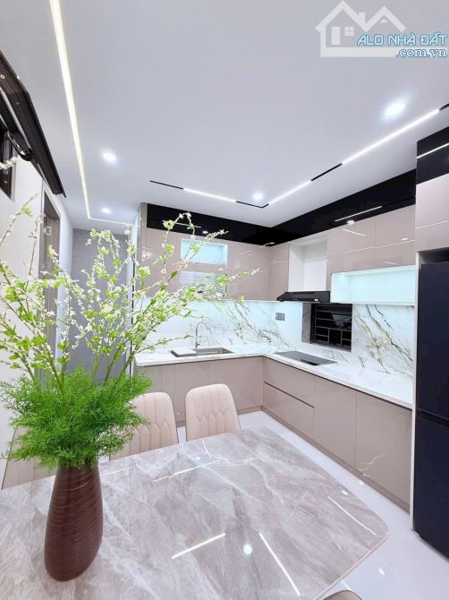 # Nhà sát MT Nguyễn Phước Nguyên, 65m2, ngang 6.5m, 2 tầng mới cứng, nhỉnh 4 tỷ - 2