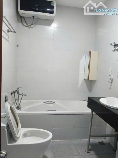 NHÀ 3 TẦNG HXH THÔNG NGUYỄN THỊ TẦN 50 M2 KINH DOANH - 2